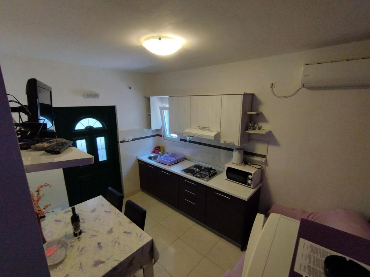 Apratman Uvala Duboka Kruscica Daire Kruscica  Dış mekan fotoğraf